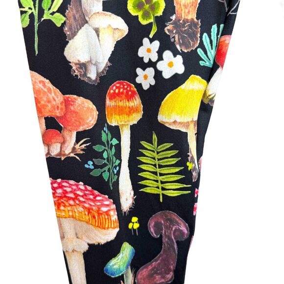 Society 6 Black with large print colorful mushroom Leggings Size XL - Picture 9 of 14